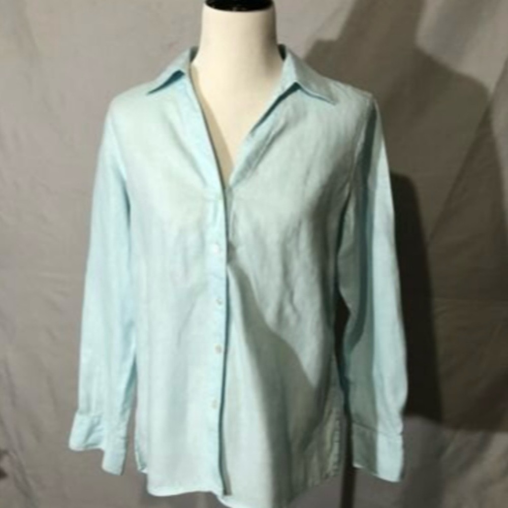 PETITE Talbots Irish Linen shirt top Size 12 V-Neck Light Blue